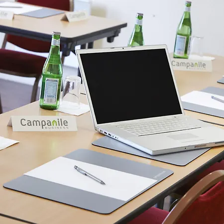 Campanile Hotel Plaisir