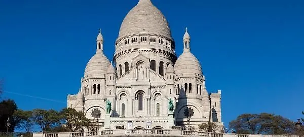 Hotel Campanile Plaisir