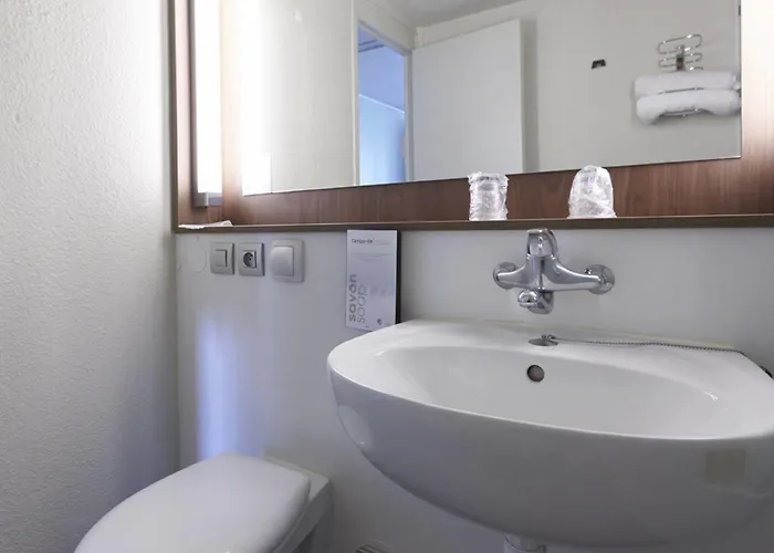 Campanile Hotel Plaisir